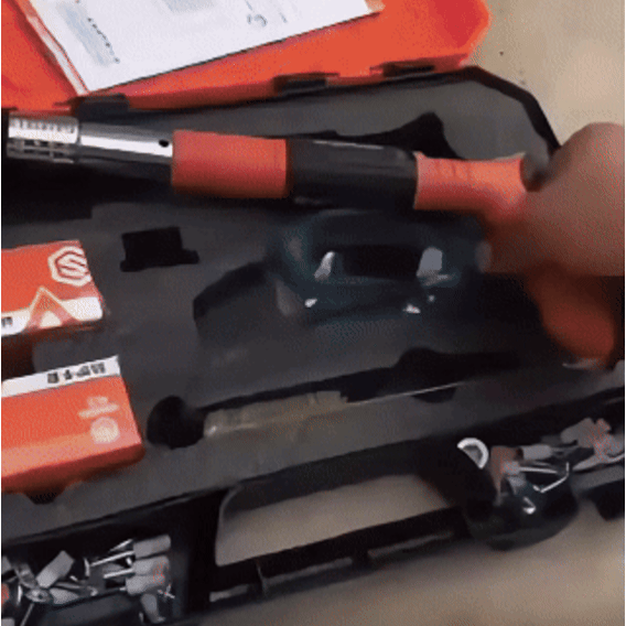 Remachadora de Clavos Pro